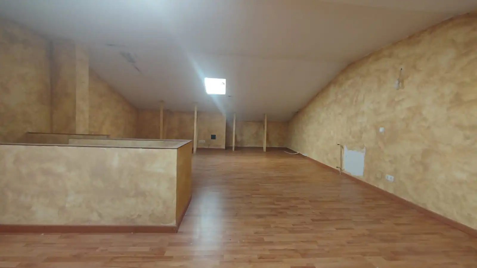 Casa adosada en venda en Uceda amb Calefacció, Jardí privat i Parquet