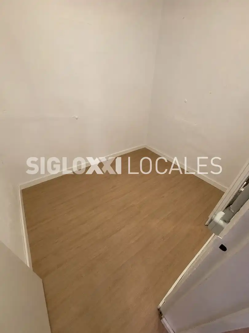 Local de lloguer en Eixample