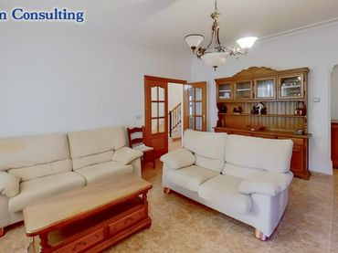 Casa con balcón en venta en La Alberca de Záncara