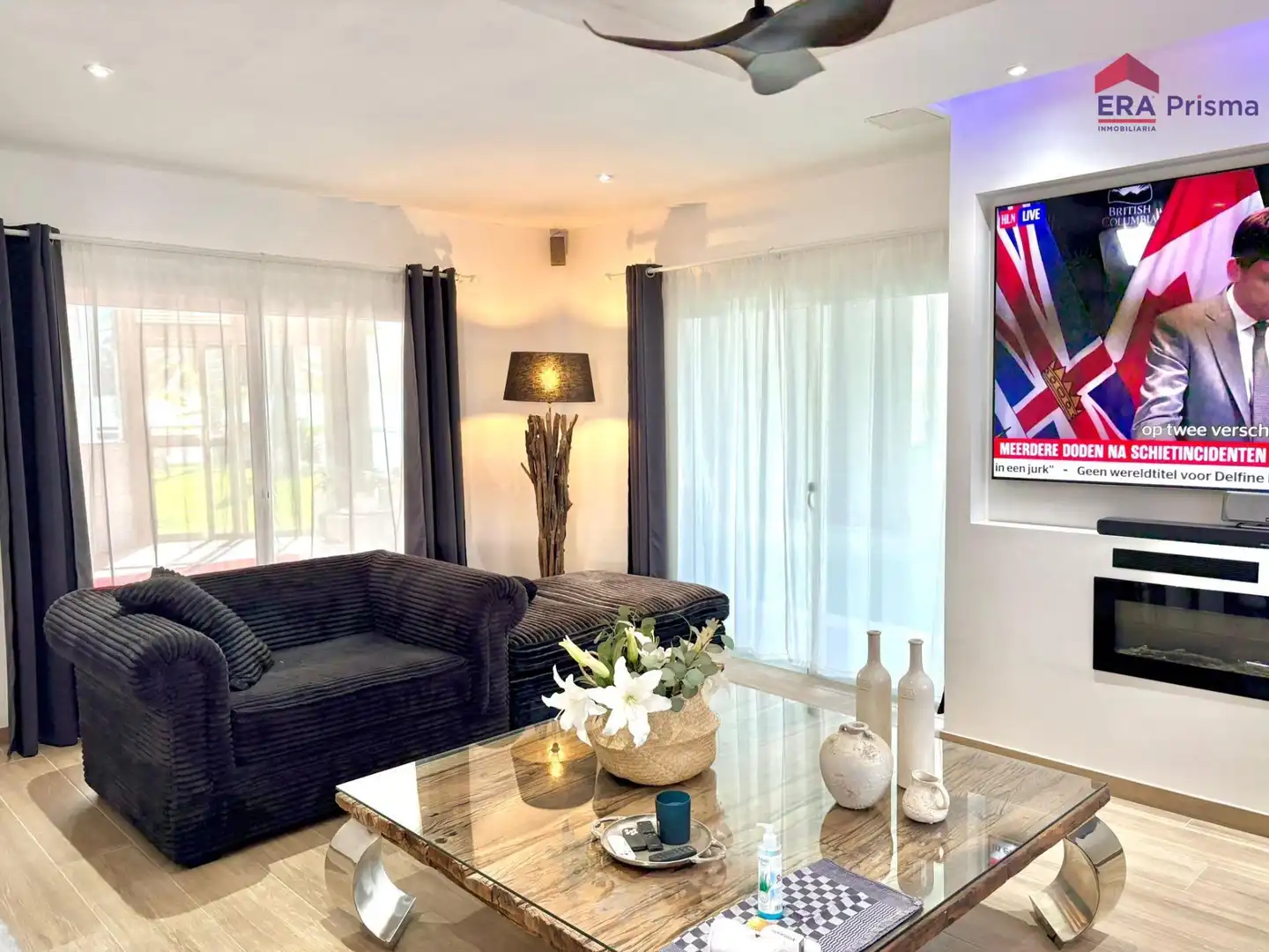 Sala d'estar de Casa o xalet en venda en Arona amb Aire condicionat, Jardí privat i Terrassa