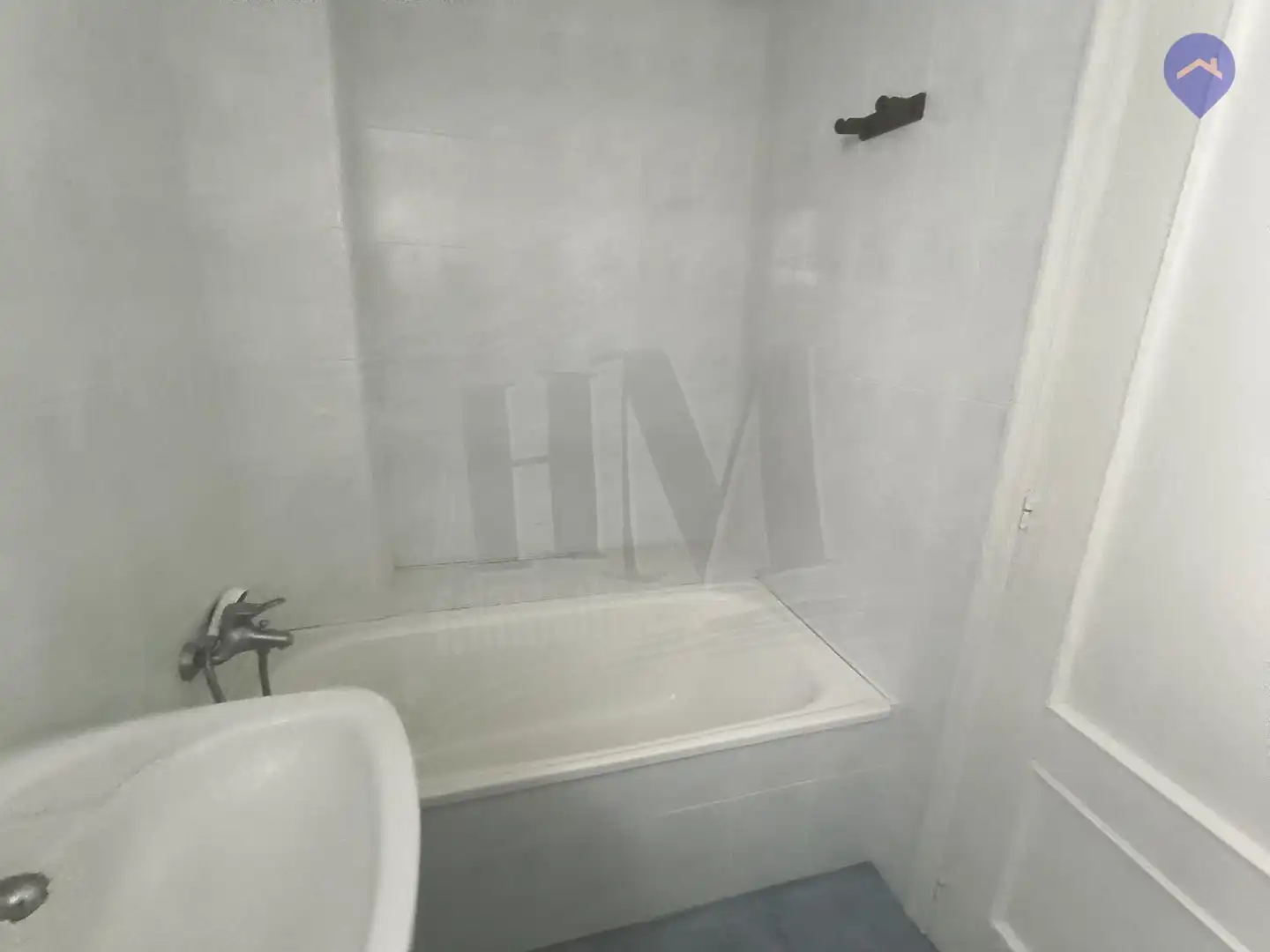 Baño de Piso en venta en Alaquàs con Terraza, Trastero y Balcón