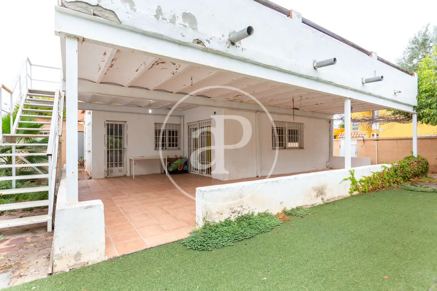 Terrassa de Casa o xalet en venda en Riba-roja de Túria amb Calefacció, Jardí privat i Terrassa