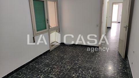 Foto 3 de Piso en venta en Centre, Santa Coloma de Gramenet