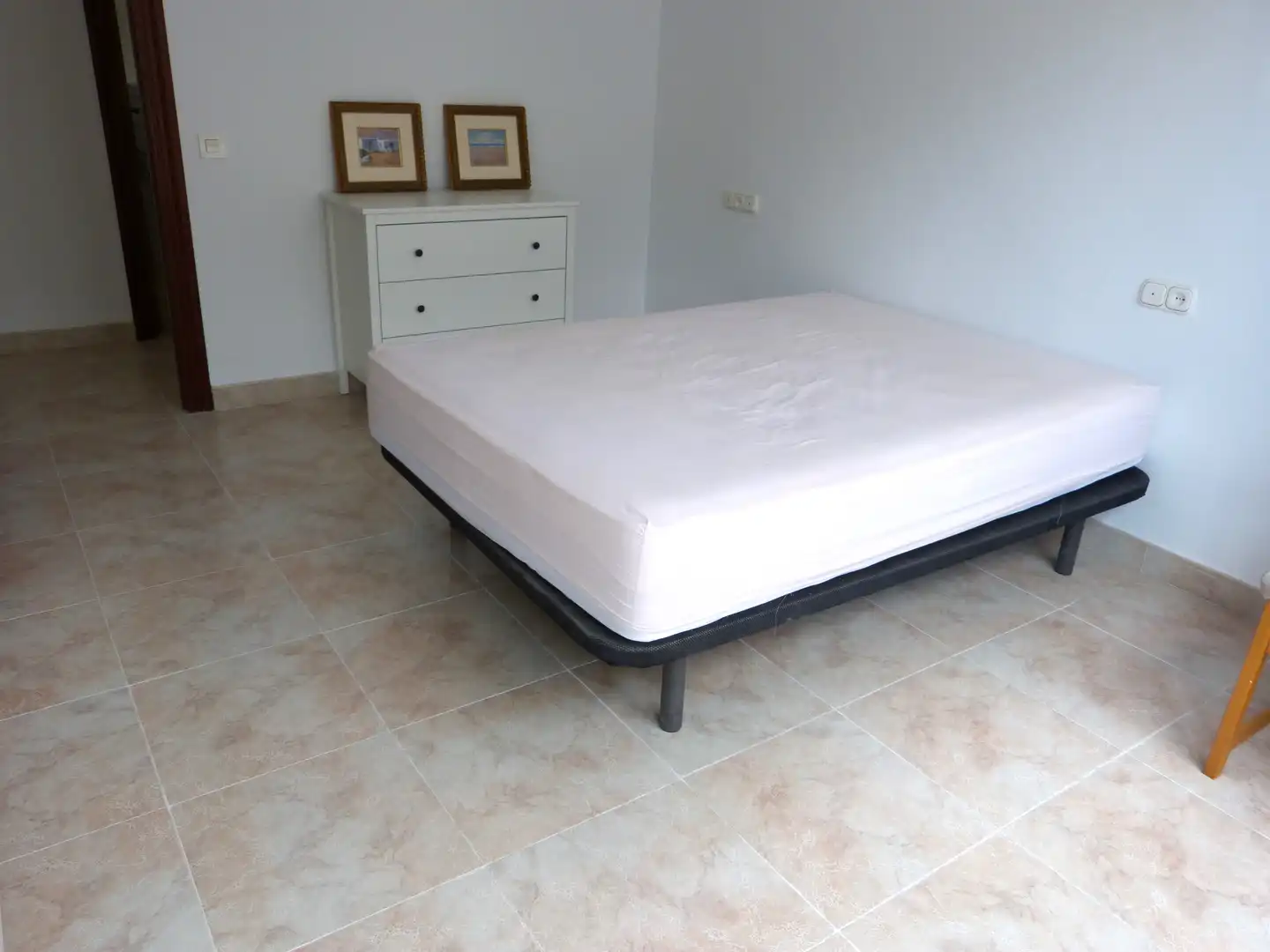 Flat for rent in Calle Navarro Rodrigo, Centro