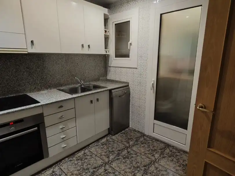 Flat with lift for sale in Carrer de Sant Antoni 5, imagen 4