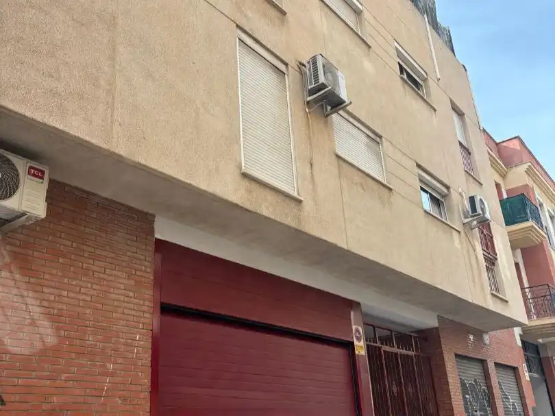 Piso en venta en Calle Alderete, 15, El Molinillo - Capuchinos