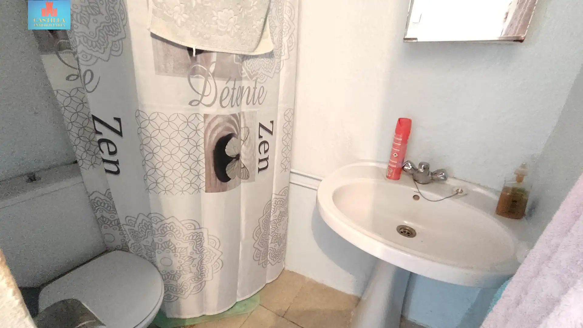 Bany de Casa o xalet en venda en Bercial de Zapardiel amb Calefacció, Terrassa i Traster