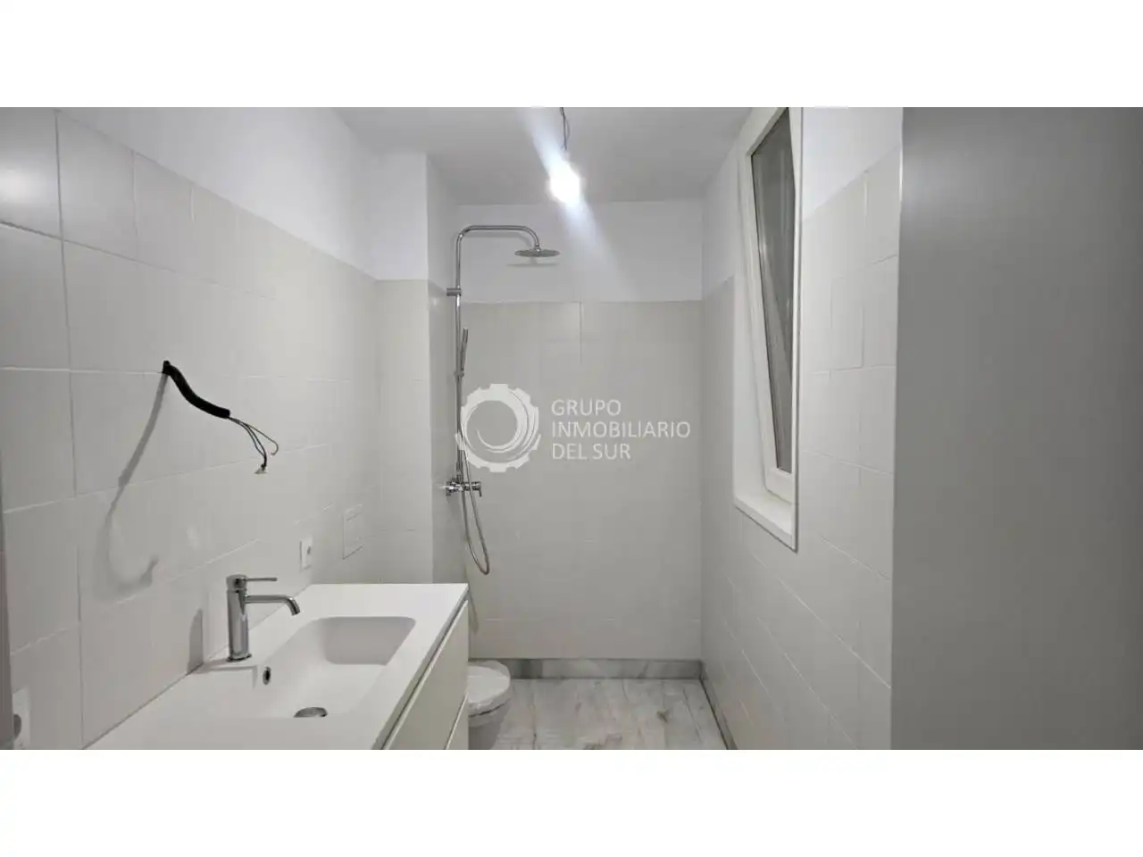 Bathroom of Flat for sale in Cádiz
