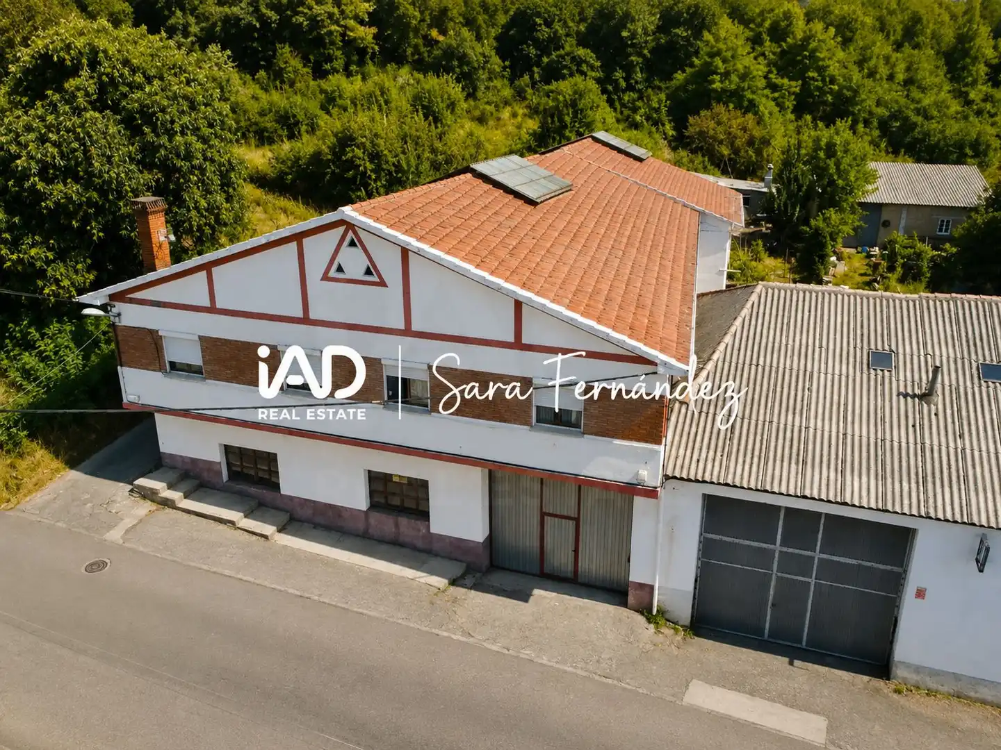 Vista exterior de Edificio en venta en Puebla de Sanabria