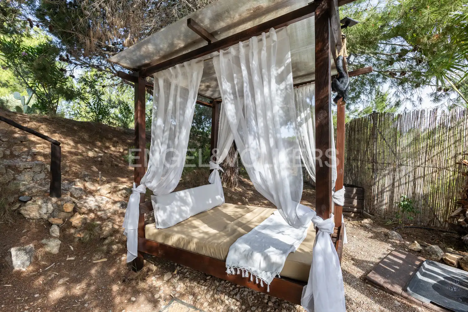 Terraza de Casa o chalet en venta en Pedralba con Aire acondicionado, Calefacción y Jardín privado