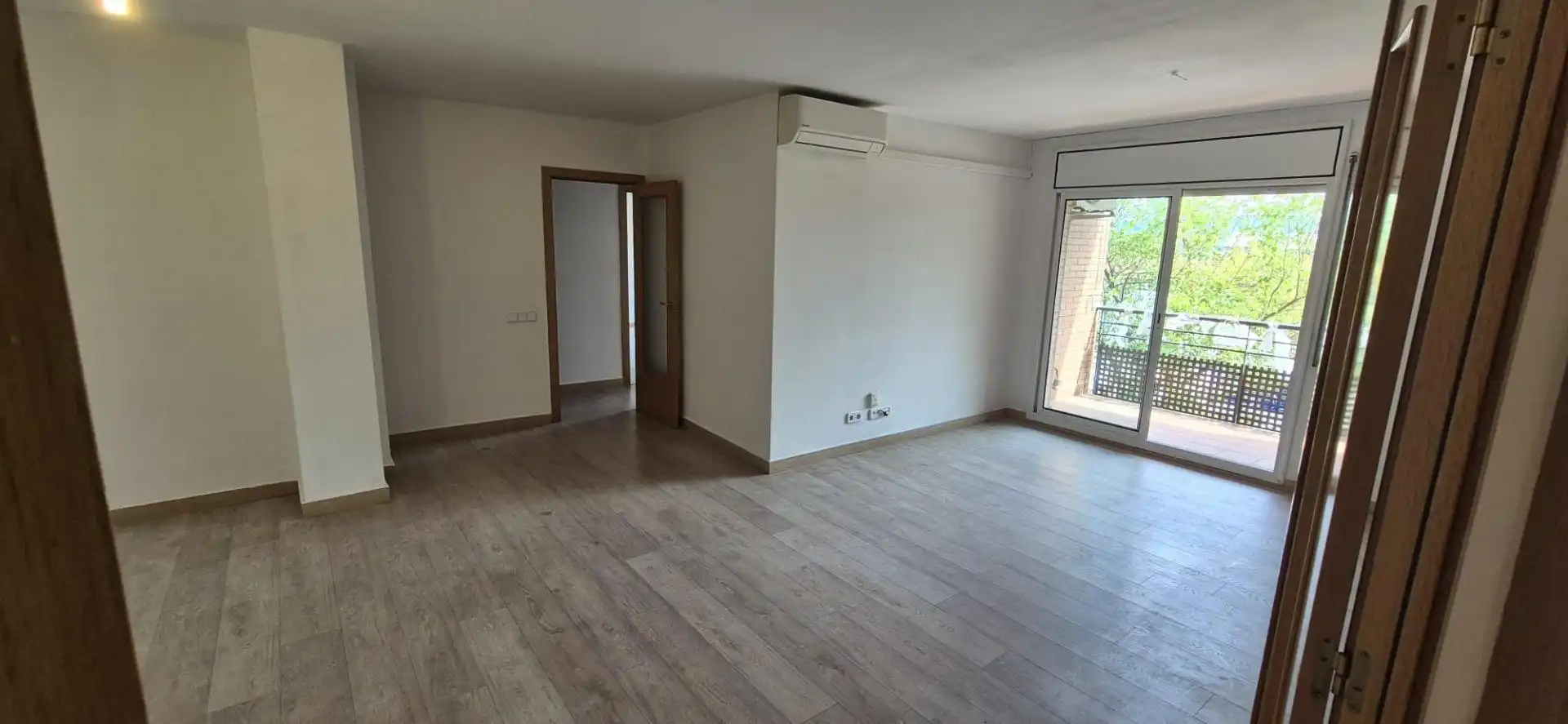 Flat with terrace for sale in Caputxins - Ambulatori, imagen 7