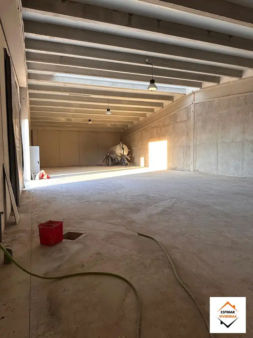 Nave industrial en venta en Ademuz