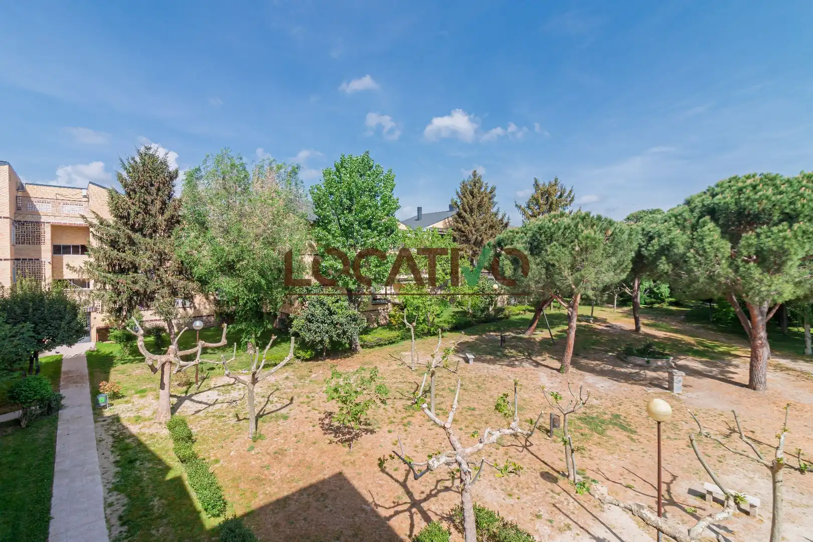 Jardí de Dúplex en venda en Alpedrete amb Aire condicionat, Calefacció i Terrassa