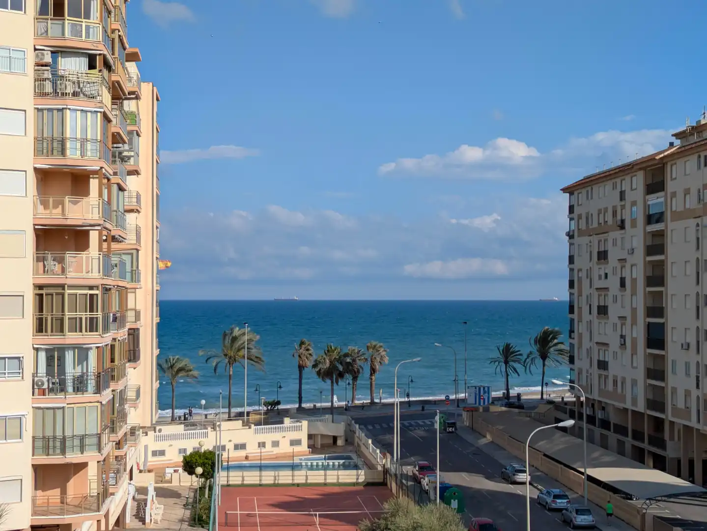 Habitación de Apartamento en venta en Benicasim / Benicàssim con Aire acondicionado, Jardín privado y Terraza