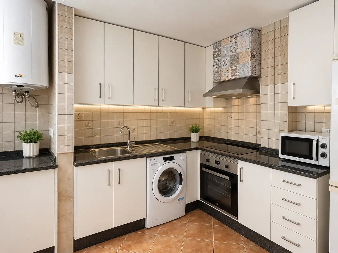 Cocina de Piso en venta en Alicante / Alacant con Aire acondicionado y Balcón