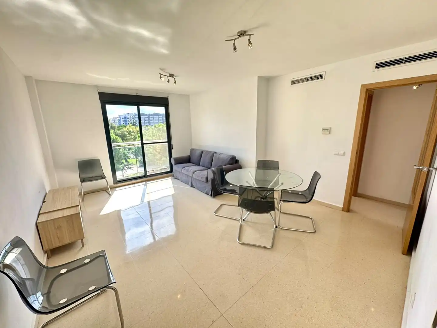 Piso con ascensor en venta en Parc Central, imagen 2