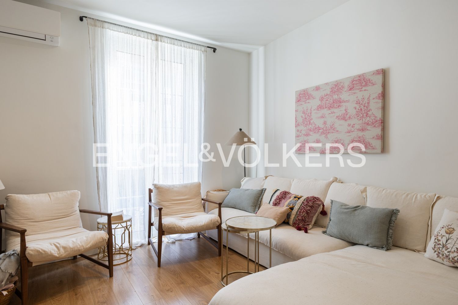 Sala d'estar de Pis en venda en  Valencia Capital amb Aire condicionat, Calefacció i Moblat