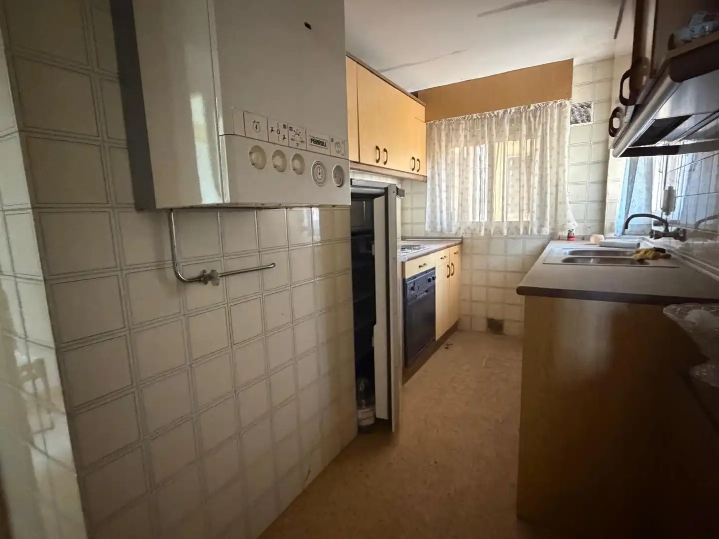 Kitchen of Flat for sale in Aguilafuente  with Heating