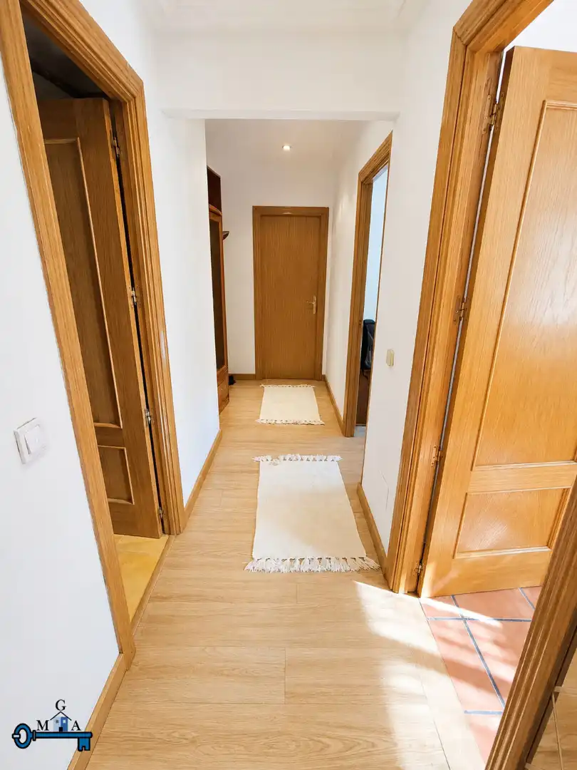 Wohnung zum Verkauf in Fuenlabrada mit Klimaanlage, Heizung und Parkett