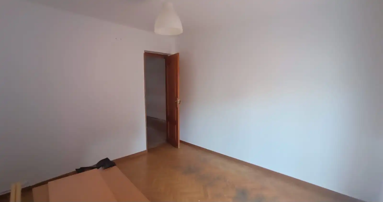 Dormitori de Pis en venda en Carabanchel