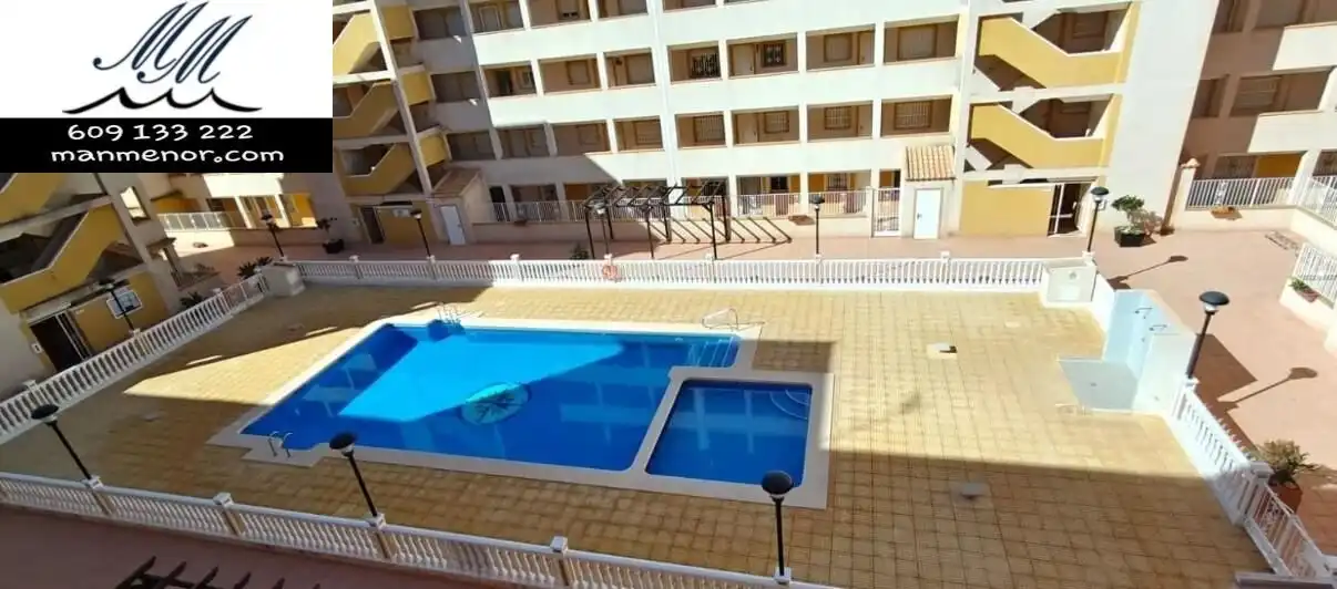 Piscina de Planta baja en venta en Cartagena