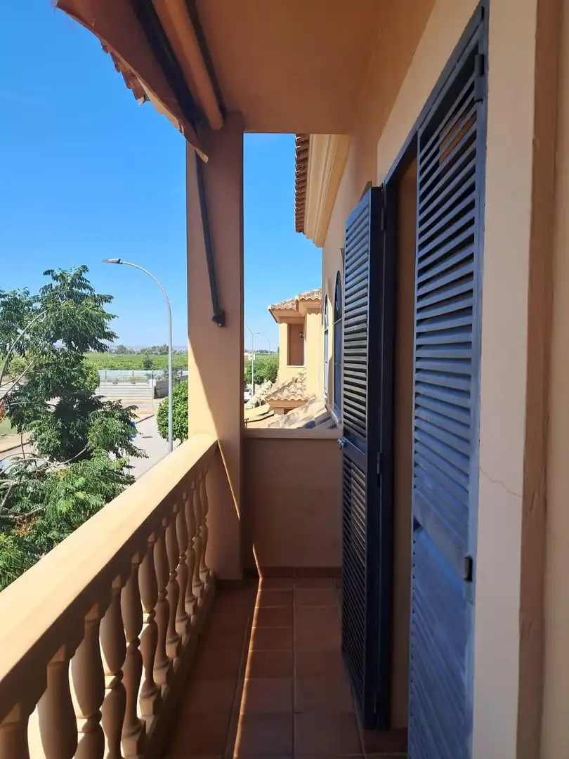Terraza de Casa o chalet en venta en La Rinconada con Jardín privado