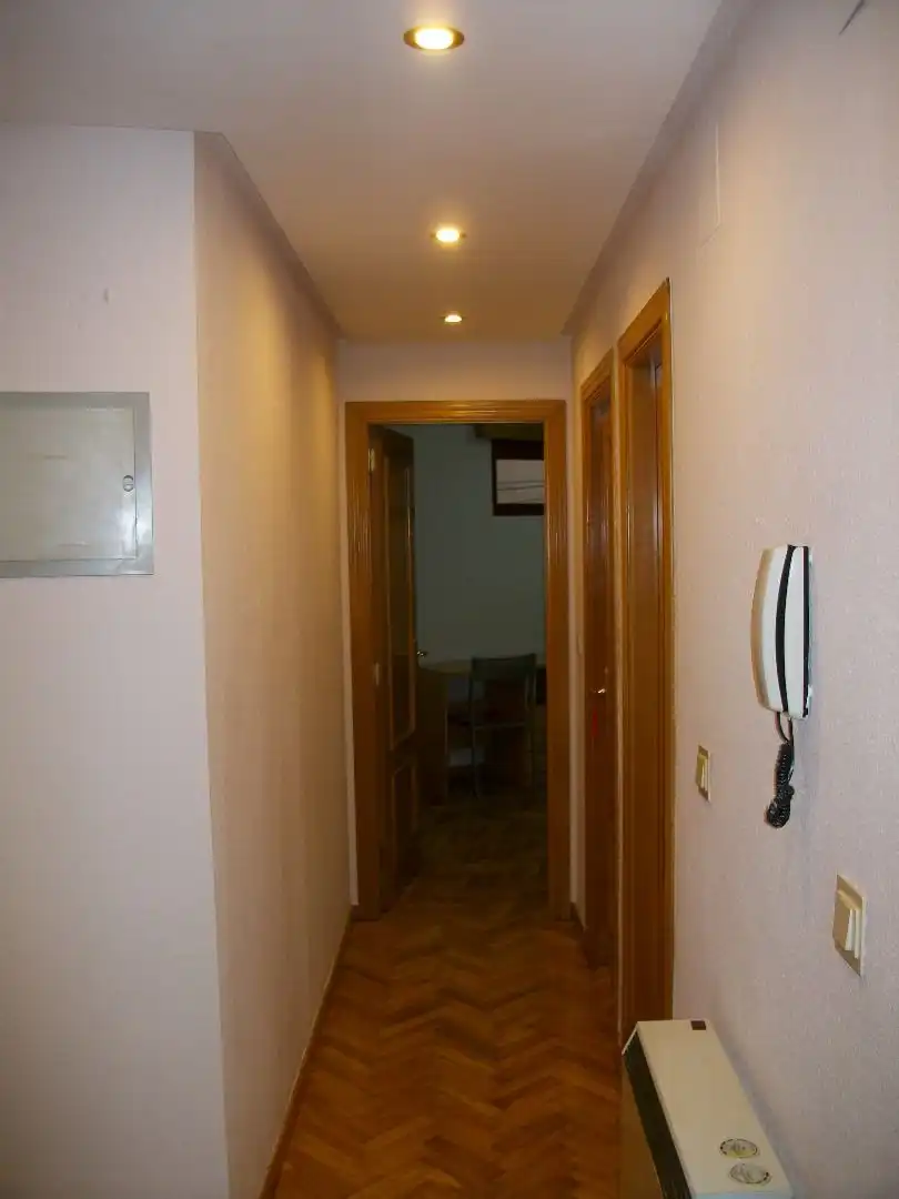 Flat for rent in Calle Bretón, San Esteban - San Cristóbal