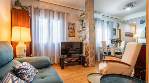 Foto 2 de Piso en venta en Ciudad de Barcelona, Pacífico, Madrid Capital