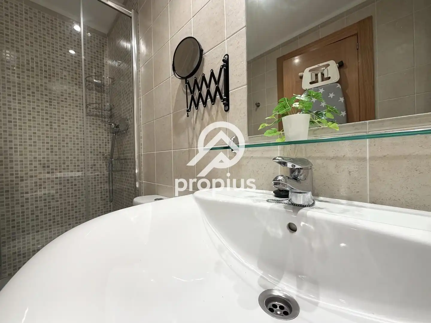 Bathroom of Flat for sale in Llanes  with Heating and Furnished