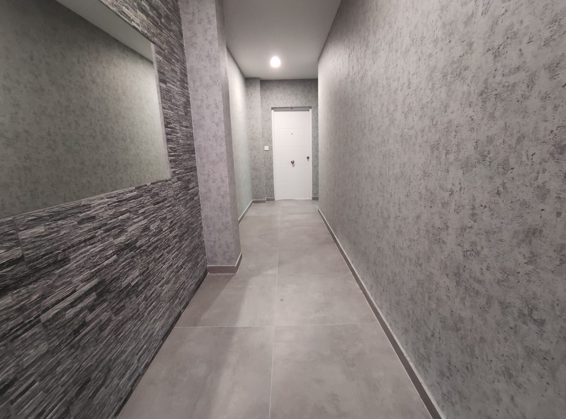 Casa adosada en venda en Petrer