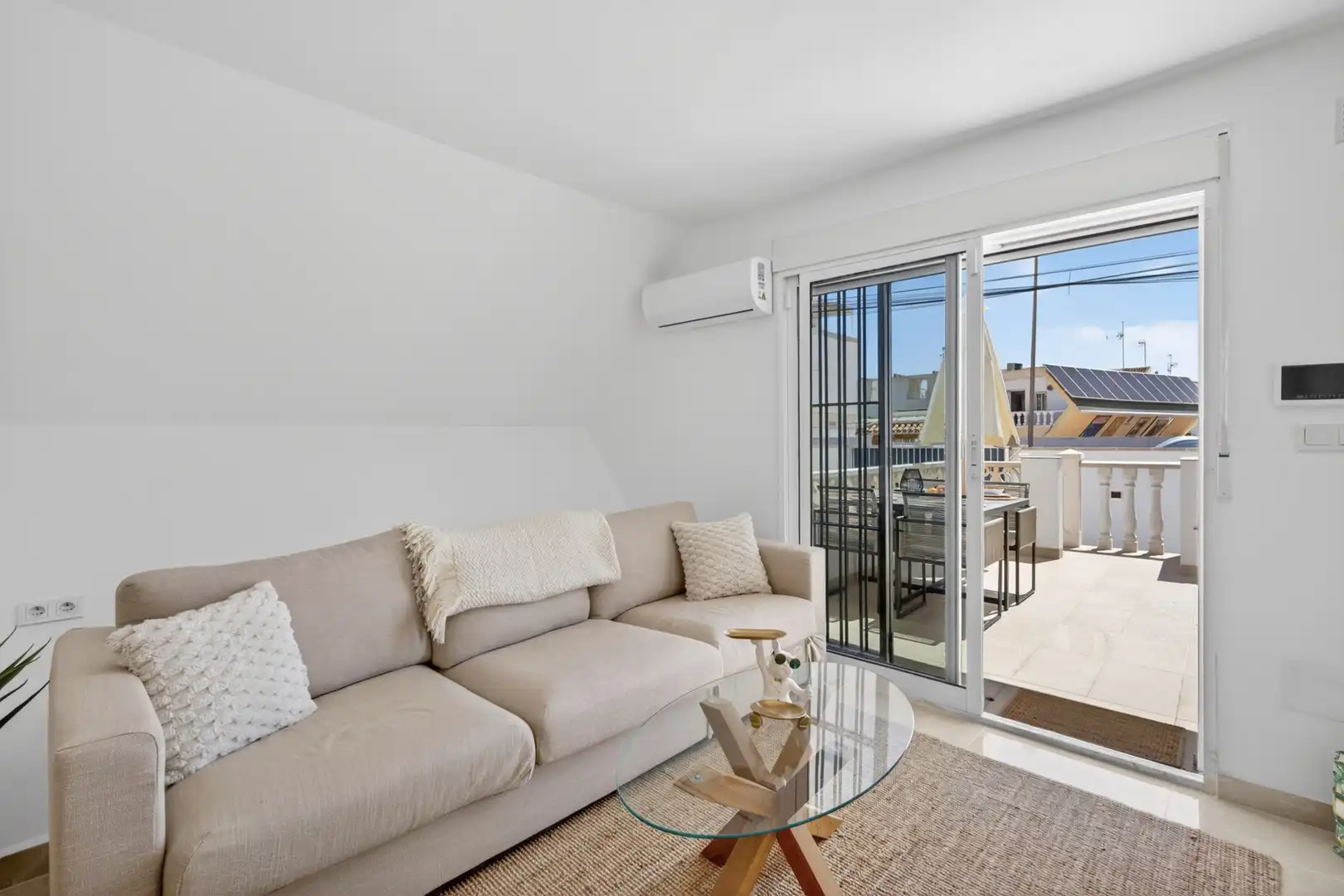 Chalet con terraza en venta en Playa de los Locos, imagen 5
