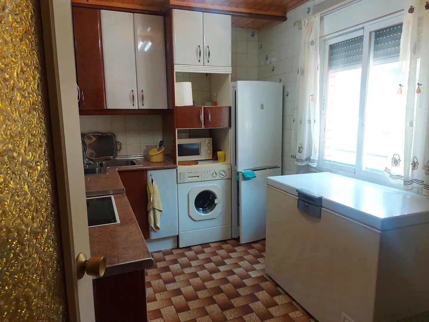 Cocina de Casa o chalet en venta en Navas del Rey con Aire acondicionado, Calefacción y Jardín privado