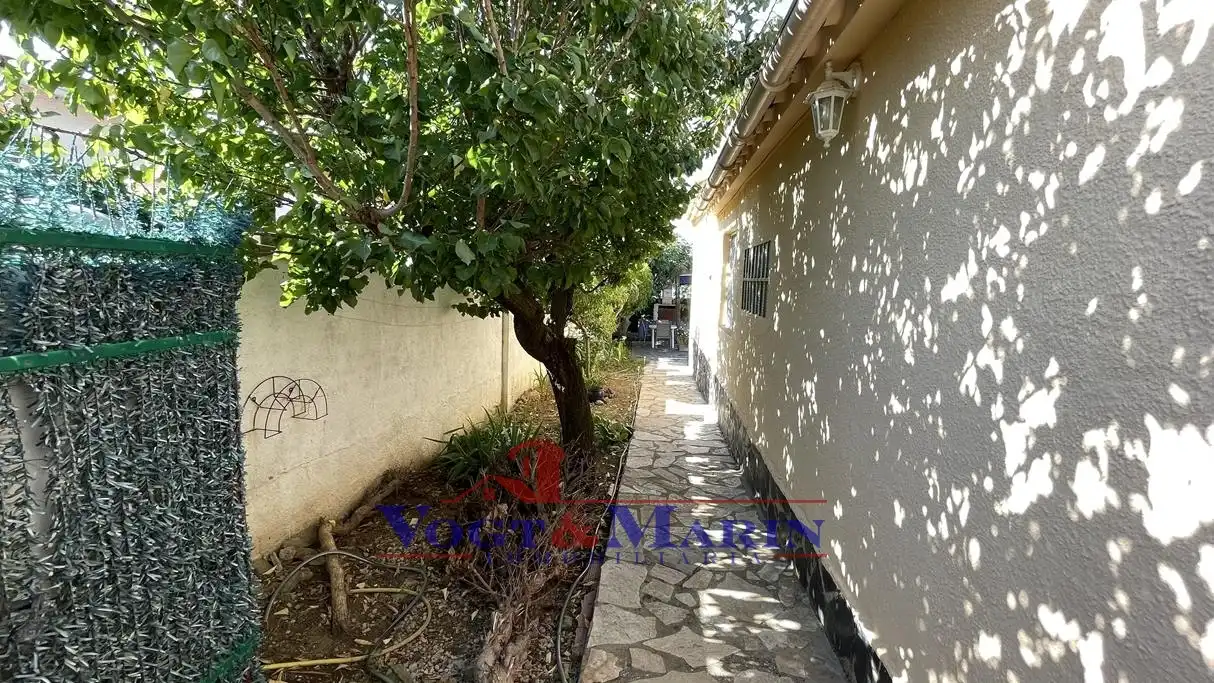 Vista exterior de Casa o xalet en venda en Roses amb Aire condicionat, Calefacció i Jardí privat