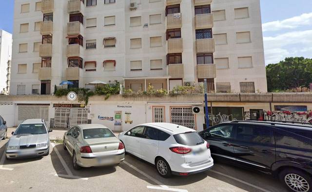 Local comercial en Venta en  RABIDA, 39 en Playa de Gandia