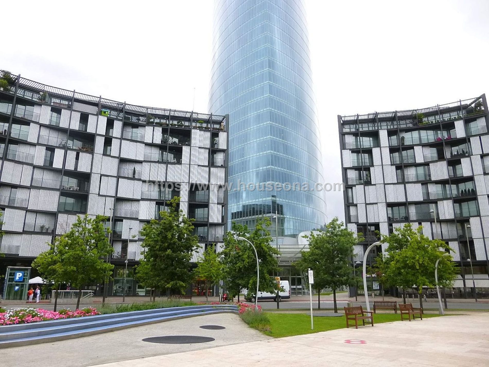Exterior view of Flat for sale in Bilbao   with Air Conditioner, Heating and Storage room