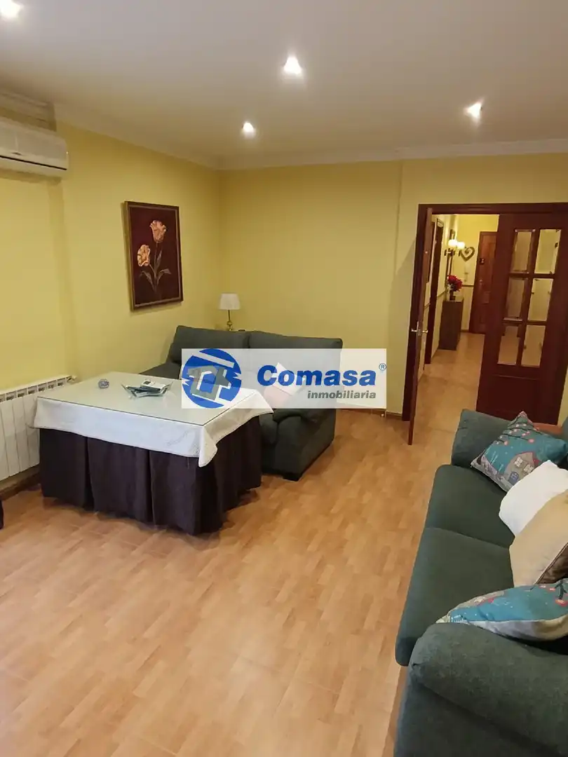 Piso con ascensor en venta en Martos, imagen 8