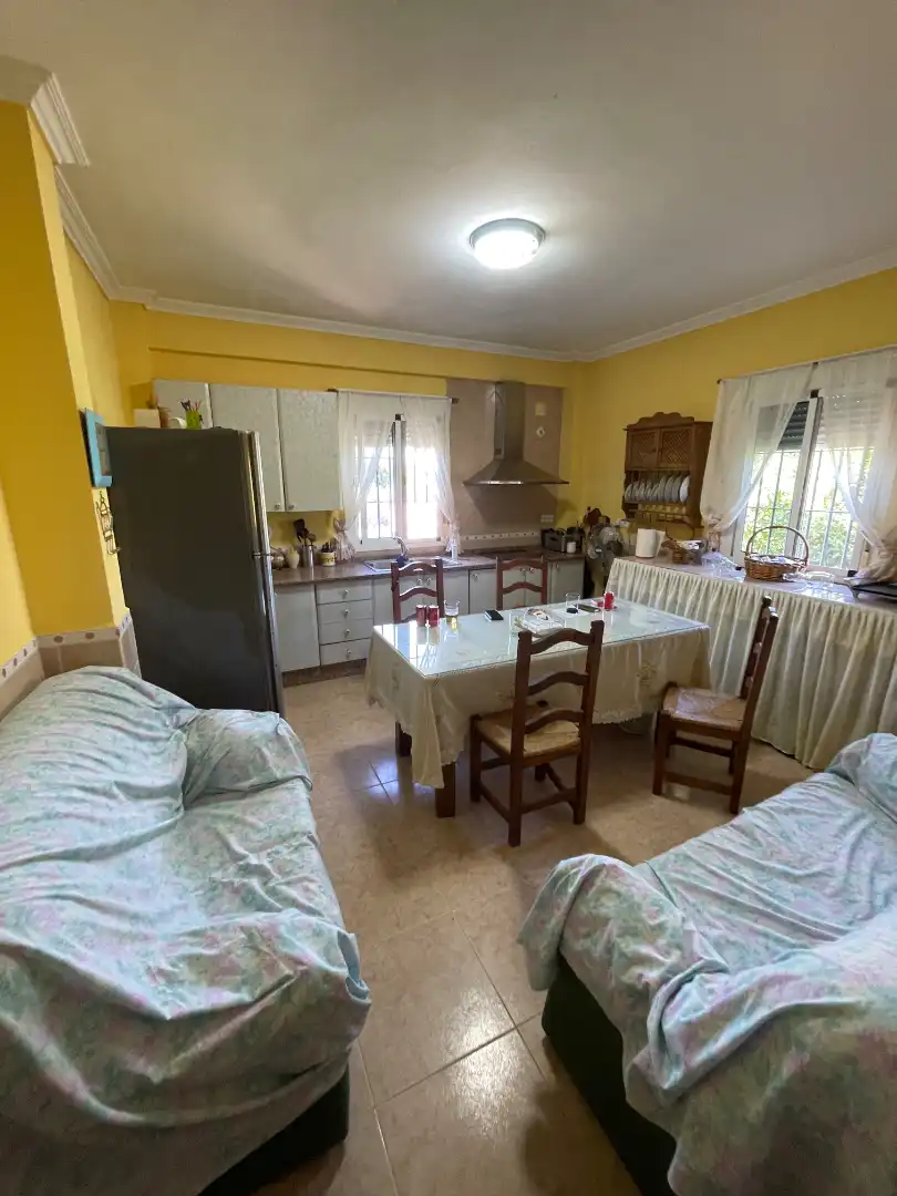 Country homes for sale in Cantillana