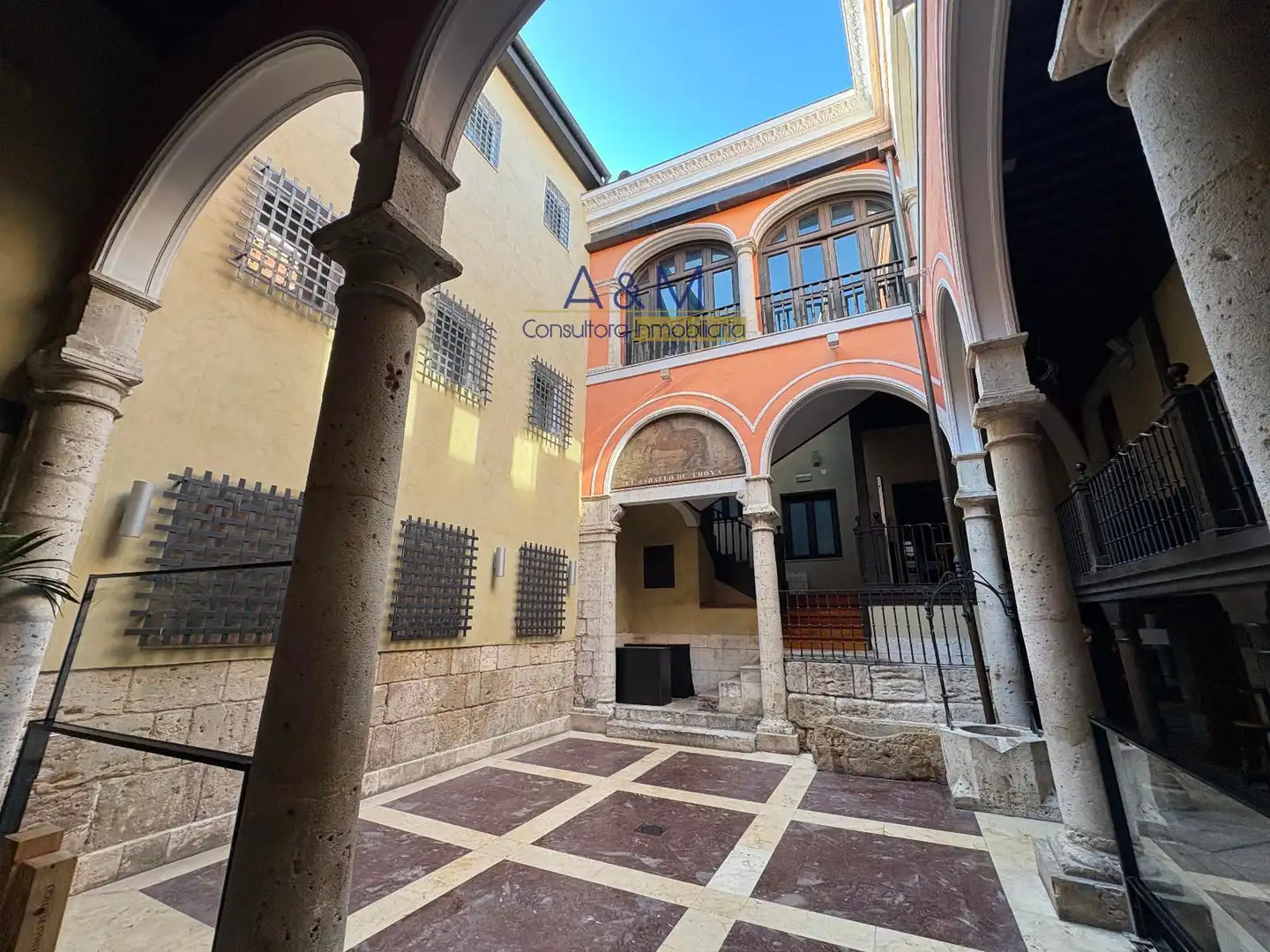 Außenansicht von Gebäude zur Miete in Valladolid