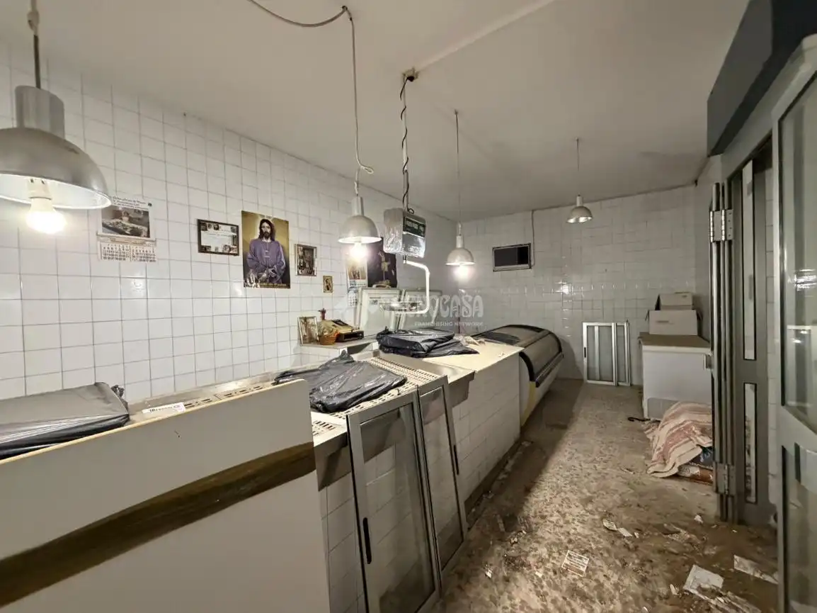 Cuina de Casa o xalet en venda en Sevilla amb Aire condicionat i Balcó