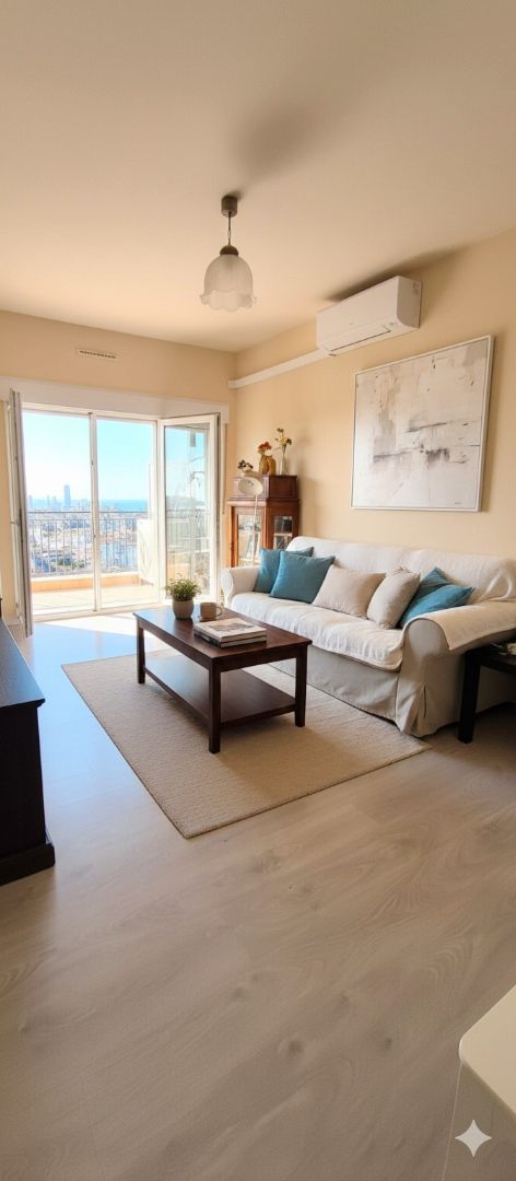 Sala d'estar de Pis en venda en Málaga Capital amb Aire condicionat, Terrassa i Moblat