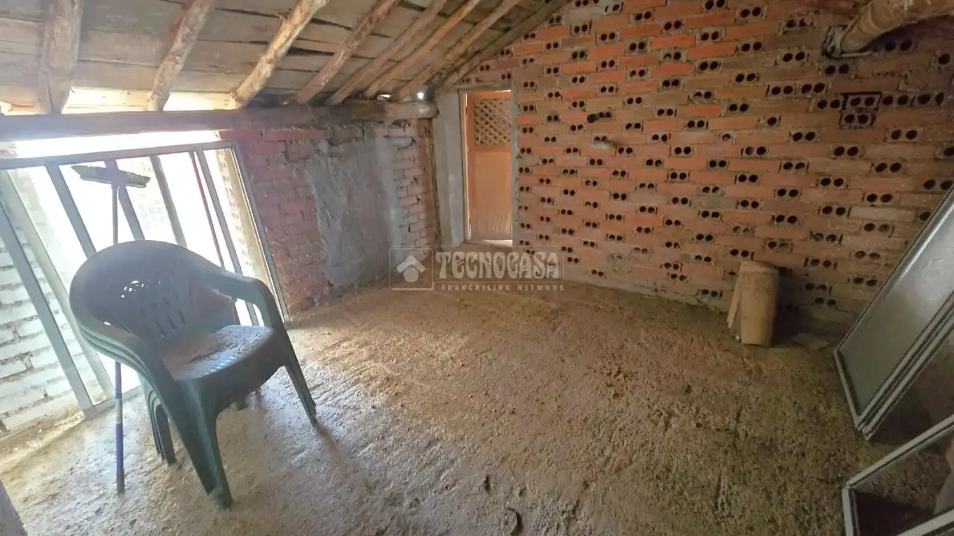 Country homes for sale in La Nava de Ricomalillo  with Air Conditioner and Private garden