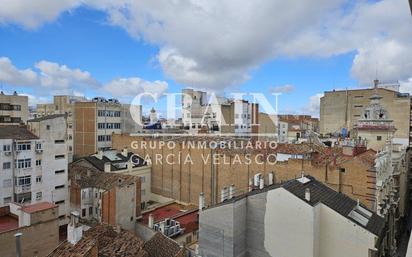 Vista exterior de Pis en venda en  Albacete Capital amb Calefacció, Traster i Balcó