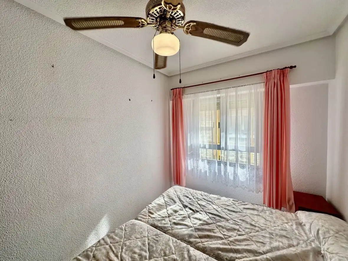 Schlafzimmer von Wohnungen zum Verkauf in Santa Pola mit Heizung, Terrasse und Abstellraum