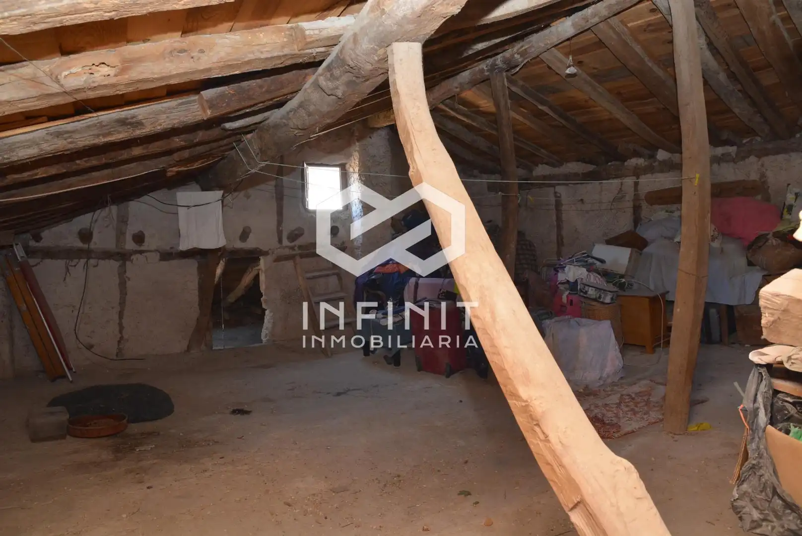 Casa o xalet en venda en Moratilla de los Meleros amb Traster i Balcó