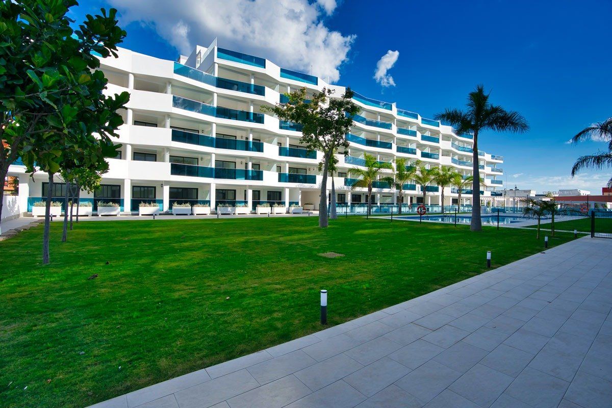 Exterior view of Flat for sale in Mijas  with Air Conditioner, Heating and Private garden