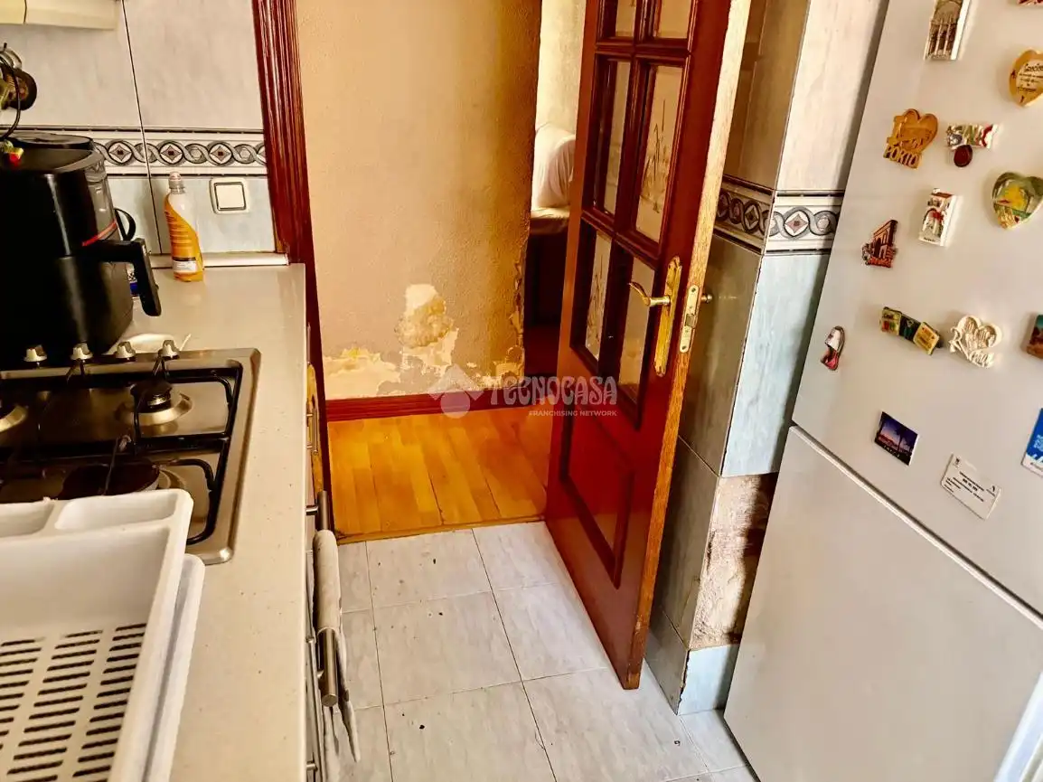 Kitchen of Flat for sale in Madrid  with Parquet flooring
