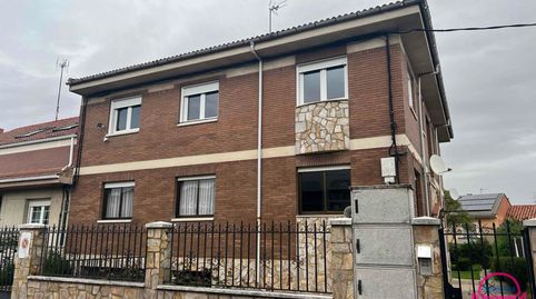 Foto 2 de Apartament en venda a Trobajo del Camino, San Andrés del Rabanedo