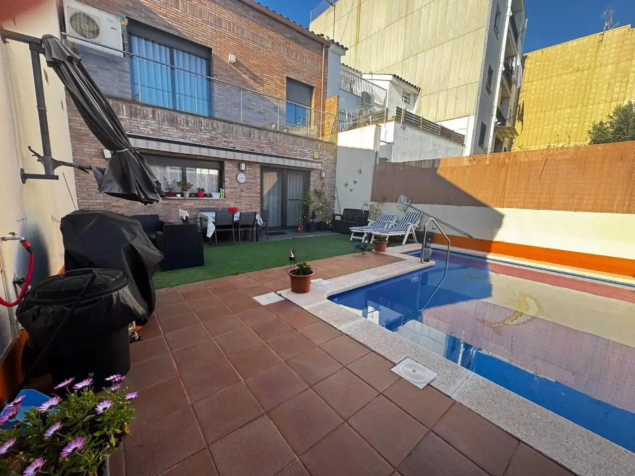 Piscina de Casa o xalet en venda en Premià de Mar amb Jardí privat i Terrassa