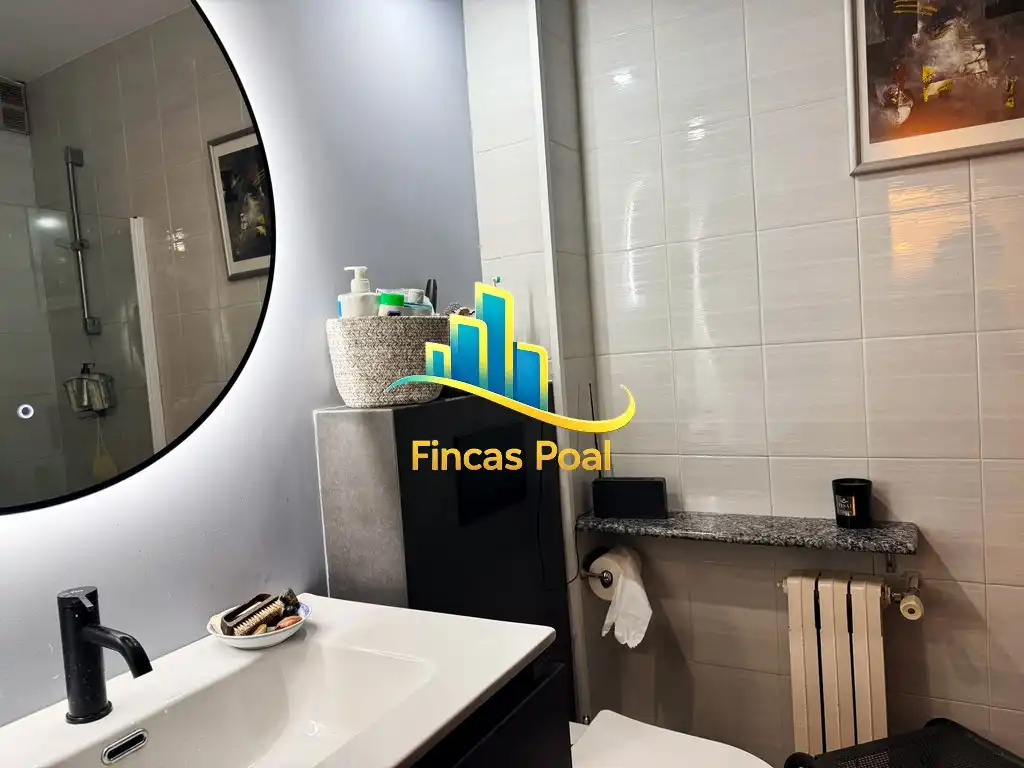 Baño de Casa adosada en venta en Sant Just Desvern con Calefacción, Jardín privado y Piscina comunitaria