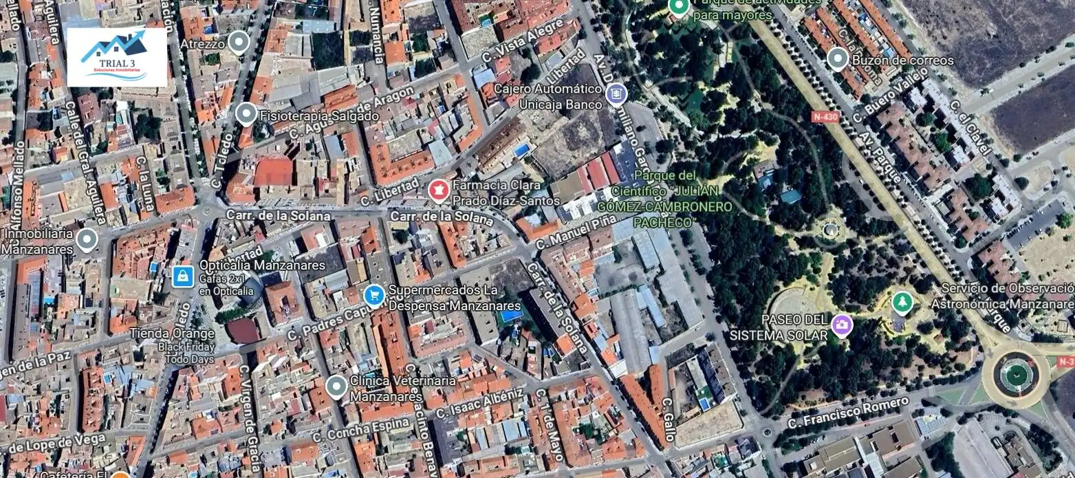 Vista exterior de Pis en venda en Manzanares amb Terrassa
